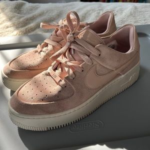 Nike Air Force 1 Sage Low